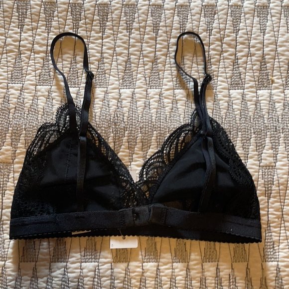 Aritizia Talula Montery Black lace bralette XS - Picture 4 of 5